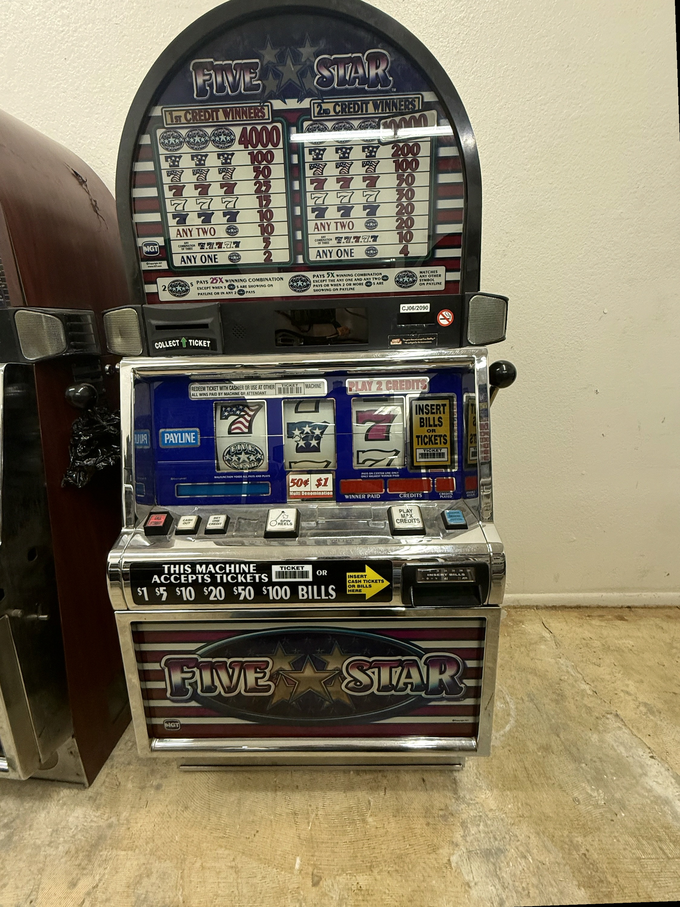 IGT Reel Spinner Five Star
